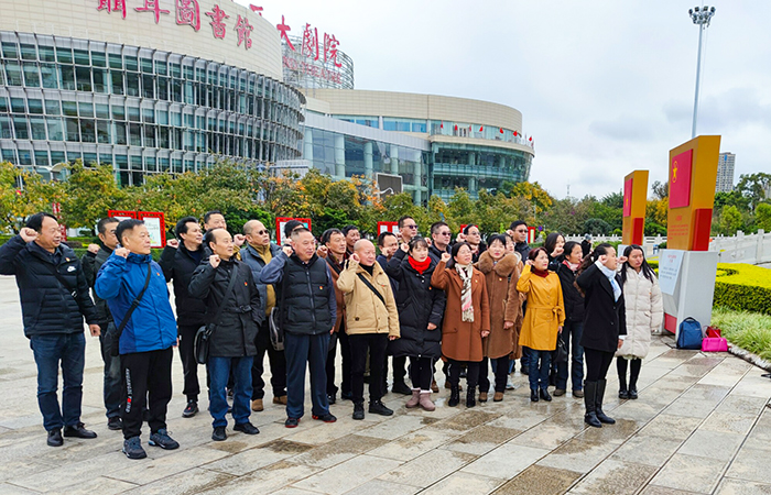 1637833877833277.jpg (小圖)2.jpg